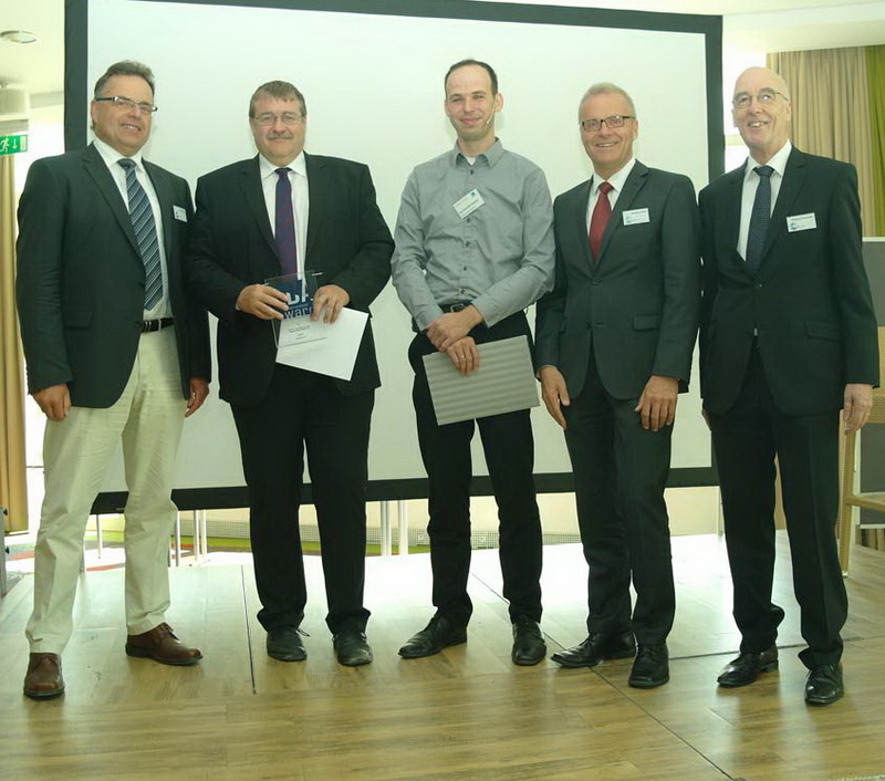 Wolfgang Ecker mit dem EDA Achievement Award