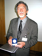 Verleihung der EDA-Medaille 2002 an Prof. Dr.-Ing. Joachim Mucha