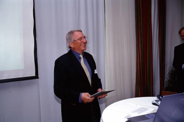 030430 43027 ekwsmed